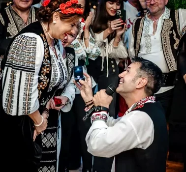 Mihaela Borcea a primit inelul de la iubitul ei, Sorin Rap foto: Instagram