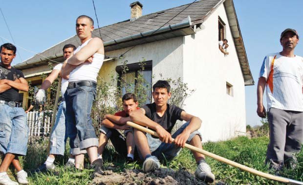 Cine a transformat România într-o țară de asistați social Cine a transformat România într-o țară de asistați social