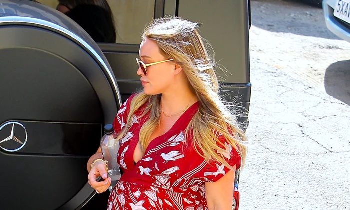 4 hilary duff spl5027612 010 jpg jpeg