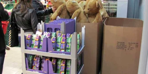 Produsele de Crăciun au apărut în magazinele din oraş