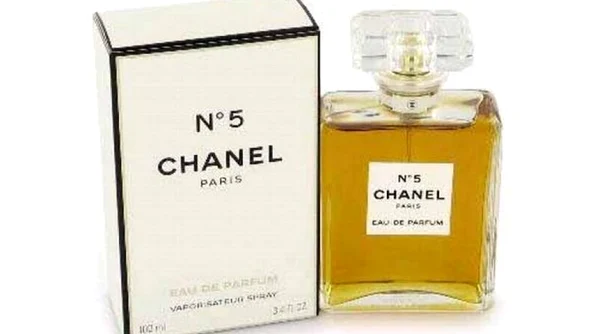 10 lucruri de ştiut despre Parfum jpeg