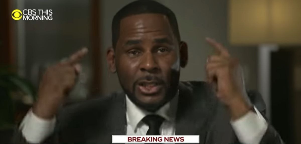 R. Kelly a început să plângă în hohote în timpul unui interviu ...