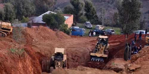 Operaţiunile de salvare a lui Rayan au continuat pe tot parcursul nopţii FOTO EPA-EFE