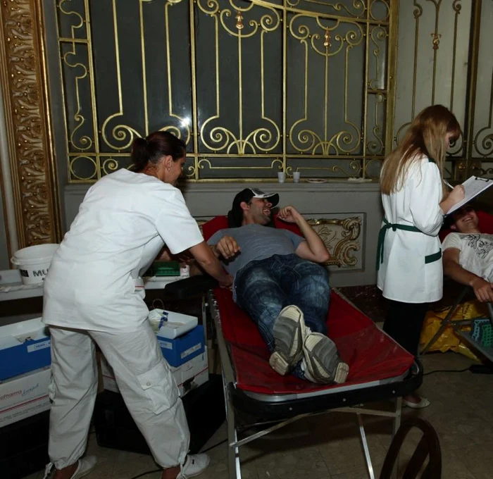Craiova: Unii studenţi spun că urmează de formă studii în Medicină. 