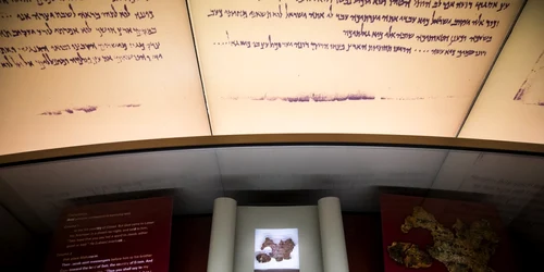 Fragmente ale manuscriselor de la Marea Moartă de la Muzeul din Washington sunt falsuri FOTO EPA-EFE
