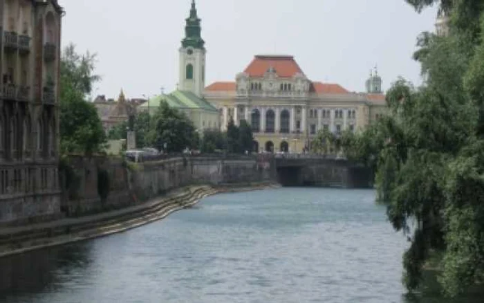 Oradea:„Rezistenţa anticomunistă", expoziție în holul primăriei