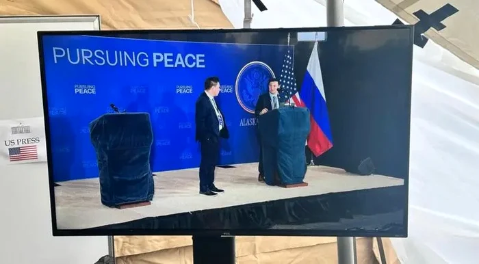 pregatiri conferinta jpg
