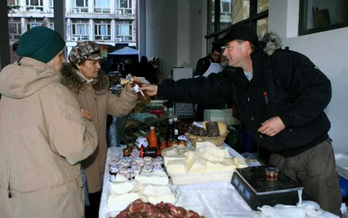 Târgul de iarnă s-a deschis înainte de sărbători Foto: Lucian Muntean