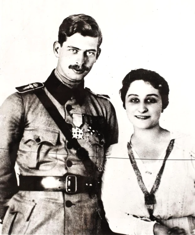 Carol și Zizi au avut și un copil împreună / foto: arhiva