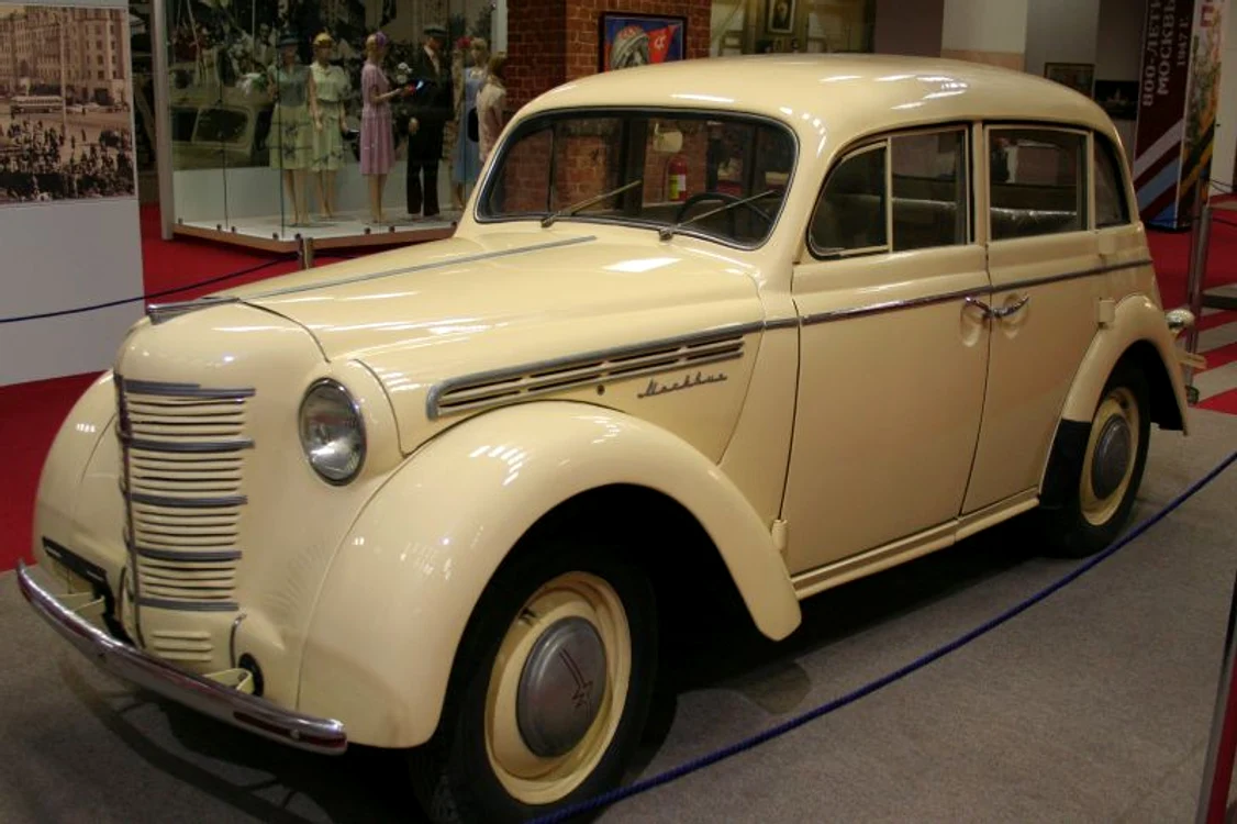 museum of moscow   moskvich 400 jpg jpeg