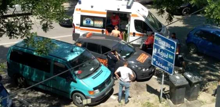 La faţa locului a ajuns şi Ambulanţa