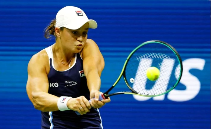 
    Ashleigh BartyFOTO: EPA  