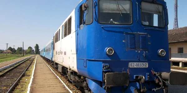 CFR a desfiinţaţ 124 trenuri personal în toată ţara, din care doar unul din judeţul Satu Mare