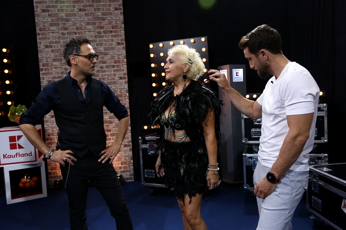 
    Silvia Mitrache e stabilită de 30 de ani în Italiafoto: Antena 1  