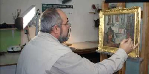 Pictorii, fotografii şi sculptorii selectaţi de conducerea Uniunii Artiştilor au lucrări expuse la Palatul Baroc