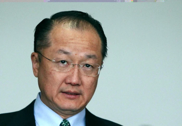 În pofida progreselor, peste 30% din populaţia României trăieşte cu mai puţin de 5 dolari pe zi, spuneJim Yong Kim, preşedintele Băncii Mondiale FOTO Reuters