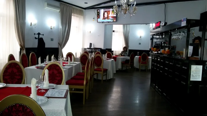 restaurant social ploiesti foto dana mihai