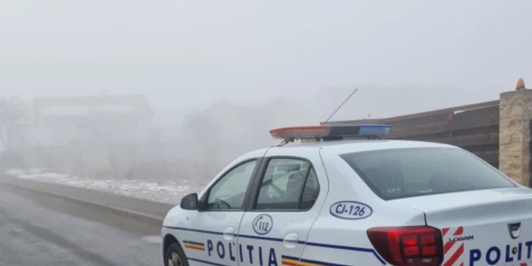Ceață densă autospecială poliție FOTO: Facebook/MAI