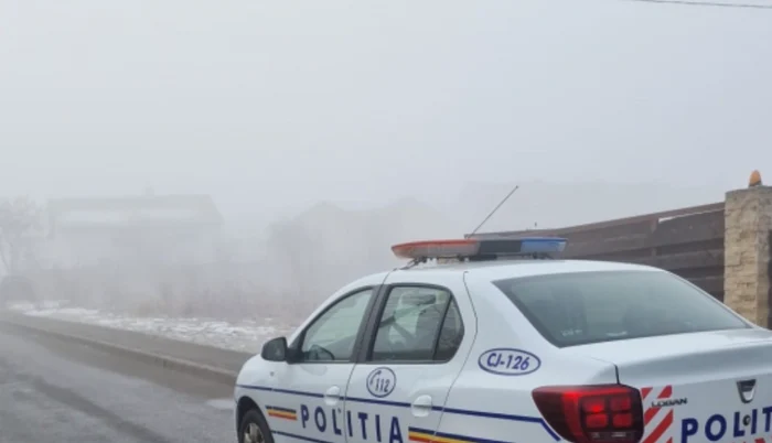 Ceața densă afectează traficul rutier. Vizibilitatea scade și sub 50 de metri