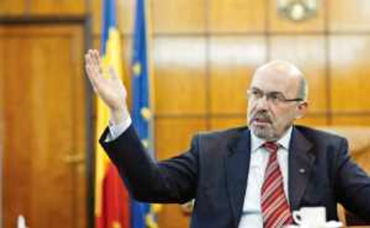 Liderul UDMR, Marko Bela, îi cere lui Mircea Geoană să plece de la conducerea Senatului 