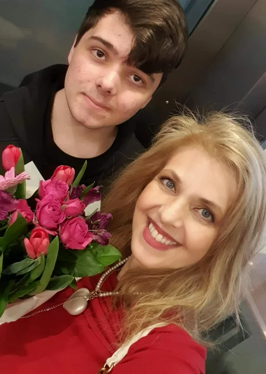 Bianca Brad alaturi de fiul ei