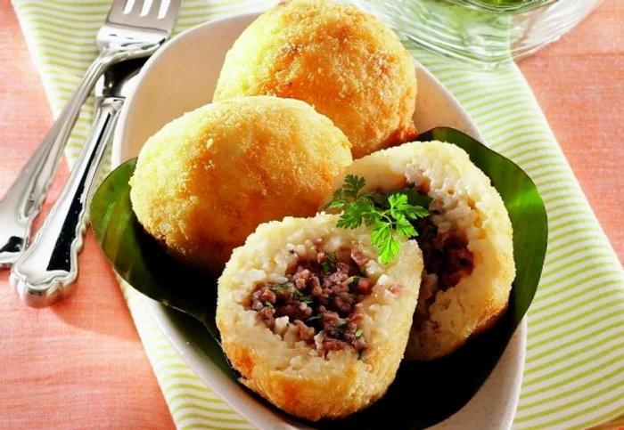 
    Sunt pur si simplu delicioase si preparate intr-un mod ineditclickpoftabuna.ro  