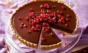 tarta cu ciocolata si rodie jpeg