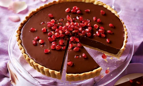 tarta cu ciocolata si rodie jpeg