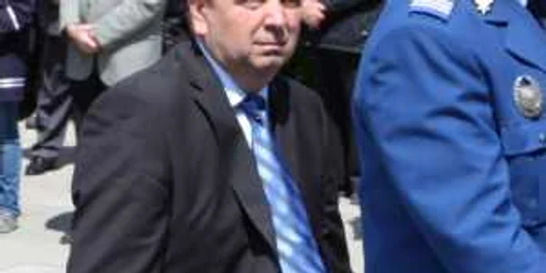 Prefectul Gavrilă Ghilea acuzat că face afaceri cu statul