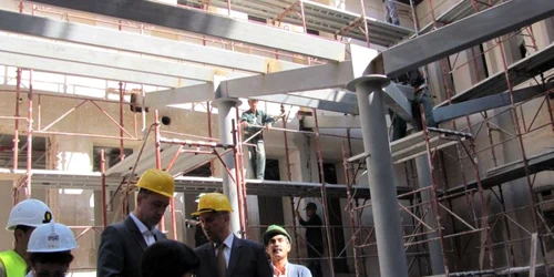 Autorităţile au inspectat stadiul lucrărilor