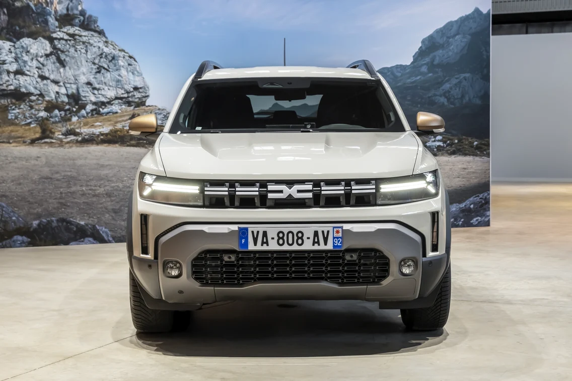 Dacia Duster Hybrid-G 150 4x4 Foto: Dacia
