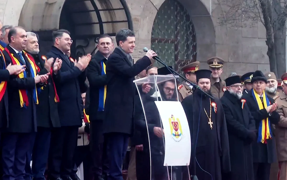 Câți români mai vor înlăturarea lui Nicușor Dan