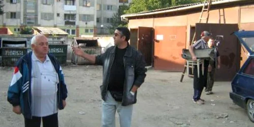 Satu Mare: Locatarii de pe Ravensburg obligaţi să îşi demoleze garajele