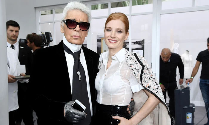 Chanel : Front Row Paris Fashion Week Haute Couture Fall/Winter 2016 2017 jpeg