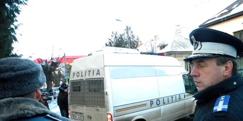 Suspecţii dau explicaţii în faţa judecătorilor