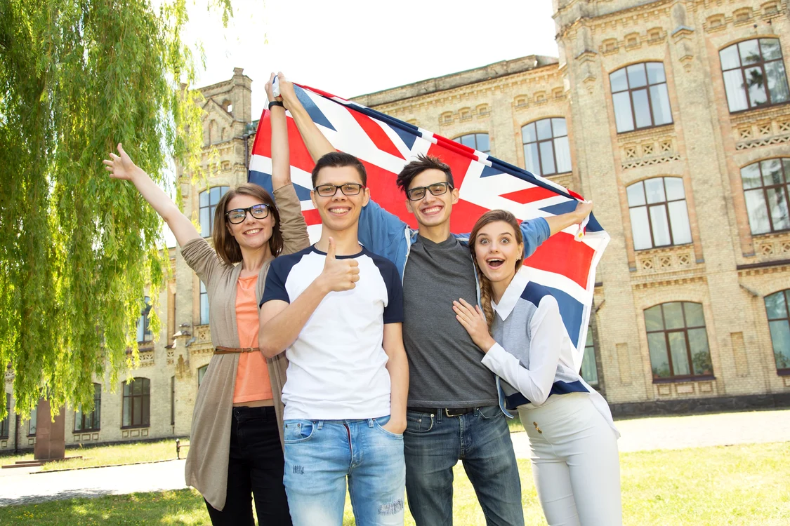 Noi reguli pentru obținerea permisului permanent de ședere, în Marea Britanie SURSA Shutterstock