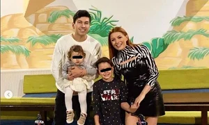 Nicholas a avut trei torturi la petrecere  jpeg