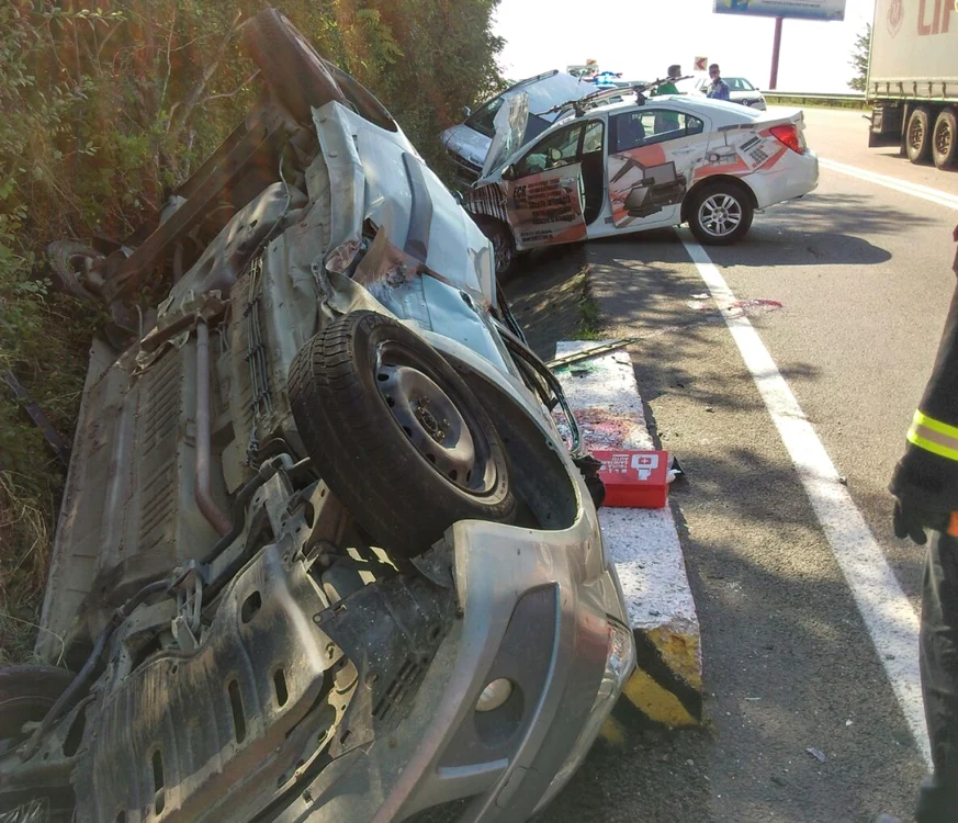 Trei maşini au fost implicate în accidentul de la Pădurea Sarului
