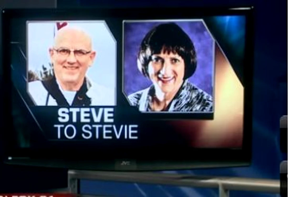
    Steve Crecelius este căsătorit şi are şase copii  