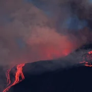 Eruptie a Vulcanului Etna FOTO EPA-EFE