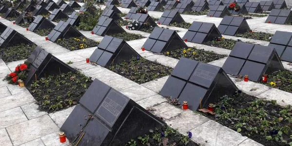 "Eroii necunoscuţi" din Cimitirul Eroilor din Timişoara