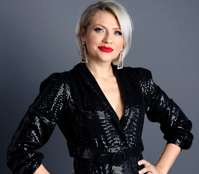 Mirela Vaida a intrat în rolul Shakirei la „Te cunosc de undeva”Foto: Antena 1