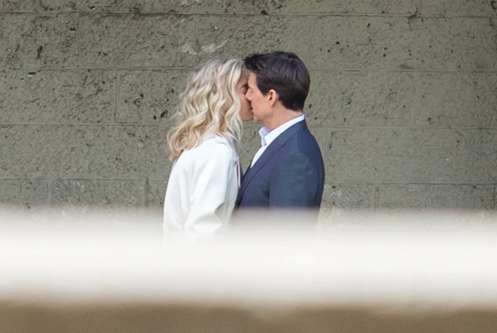 Tom Cruise and Vanessa Kirby on set of Mission Impossible 6 in Paris jpeg