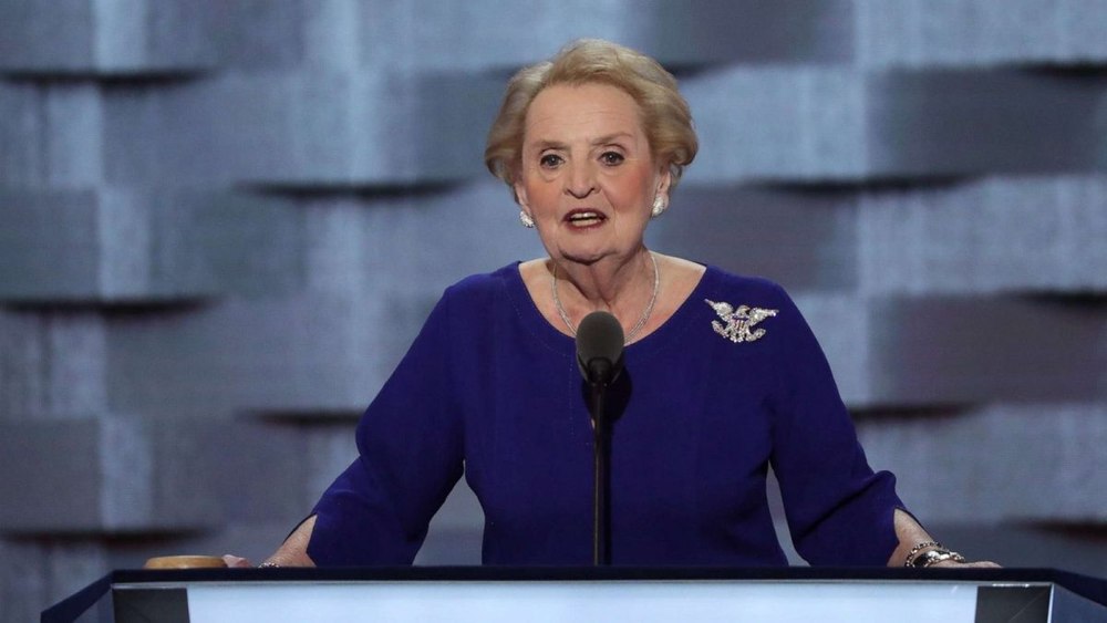 Povestea primei femei secretar de stat al SUA. Madeleine Albright a fugit de comuniști și a cucerit America