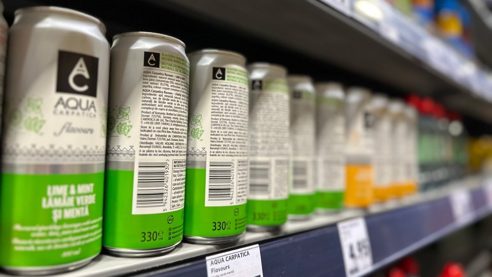 AQUA Carpatica Flavours, primul produs din România care se lansează cu spatele