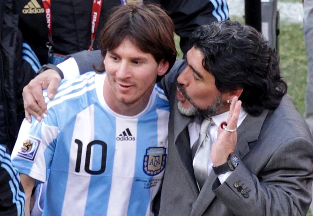 
    Messi a fost sfătuit de Maradona să se retragăFoto: EPA  