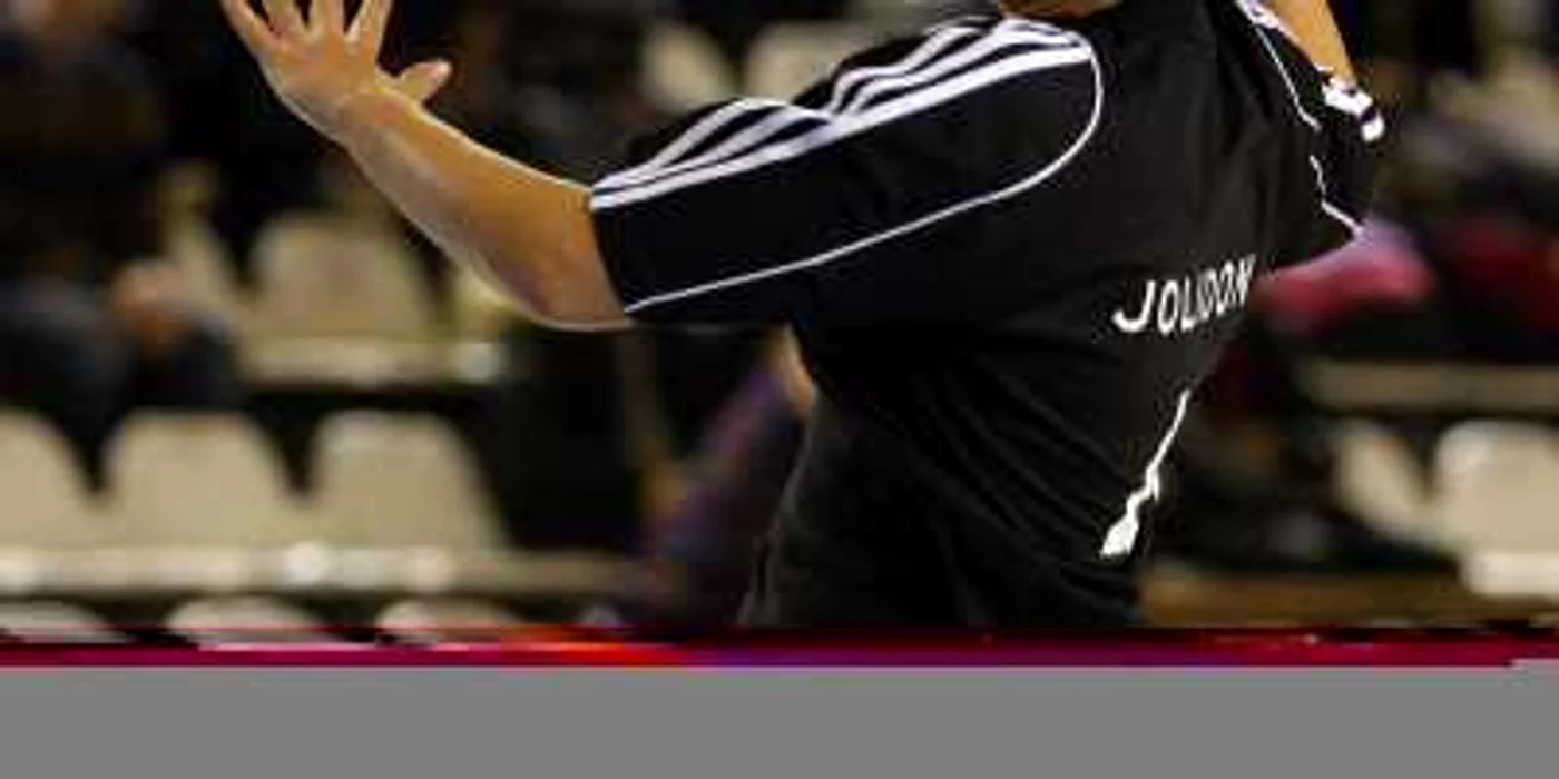 Jucătoarele lui Jolidon Cluj nu au făcut faţă în grupele Ligii Campionilor de handbal feminin