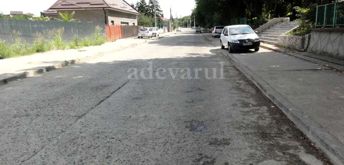 Imagine cu strada Piteşti din Slatina, în prezent (FOTO: Mugurel Manea)