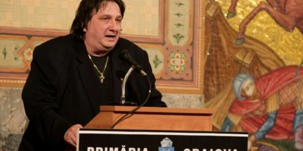  Expozitia „Marin Sorescu“ a maestrului Stefan Popa Popa'S se deschide la Craiova 