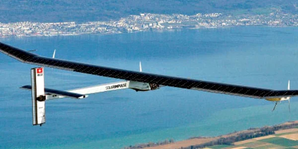 Solar Impulse a zburat deasupra Elveţiei  